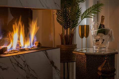 Arabica Suites - Lujosa Vivienda Con Suites Chimeneas En Granada - Centro Bagian luar foto